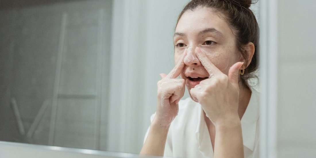 žena koja zna kako odabrati pravu kremu za Vaše lice