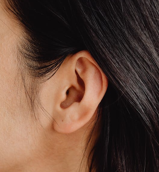 Women's ear