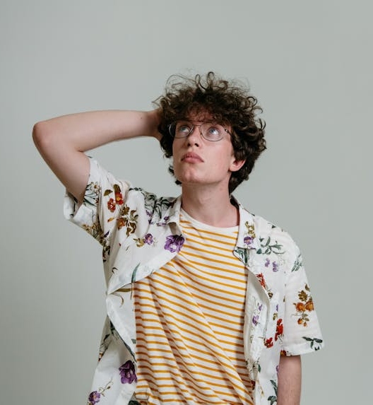 Osoba razmišlja da li ima holesteatom (kolesteatom)